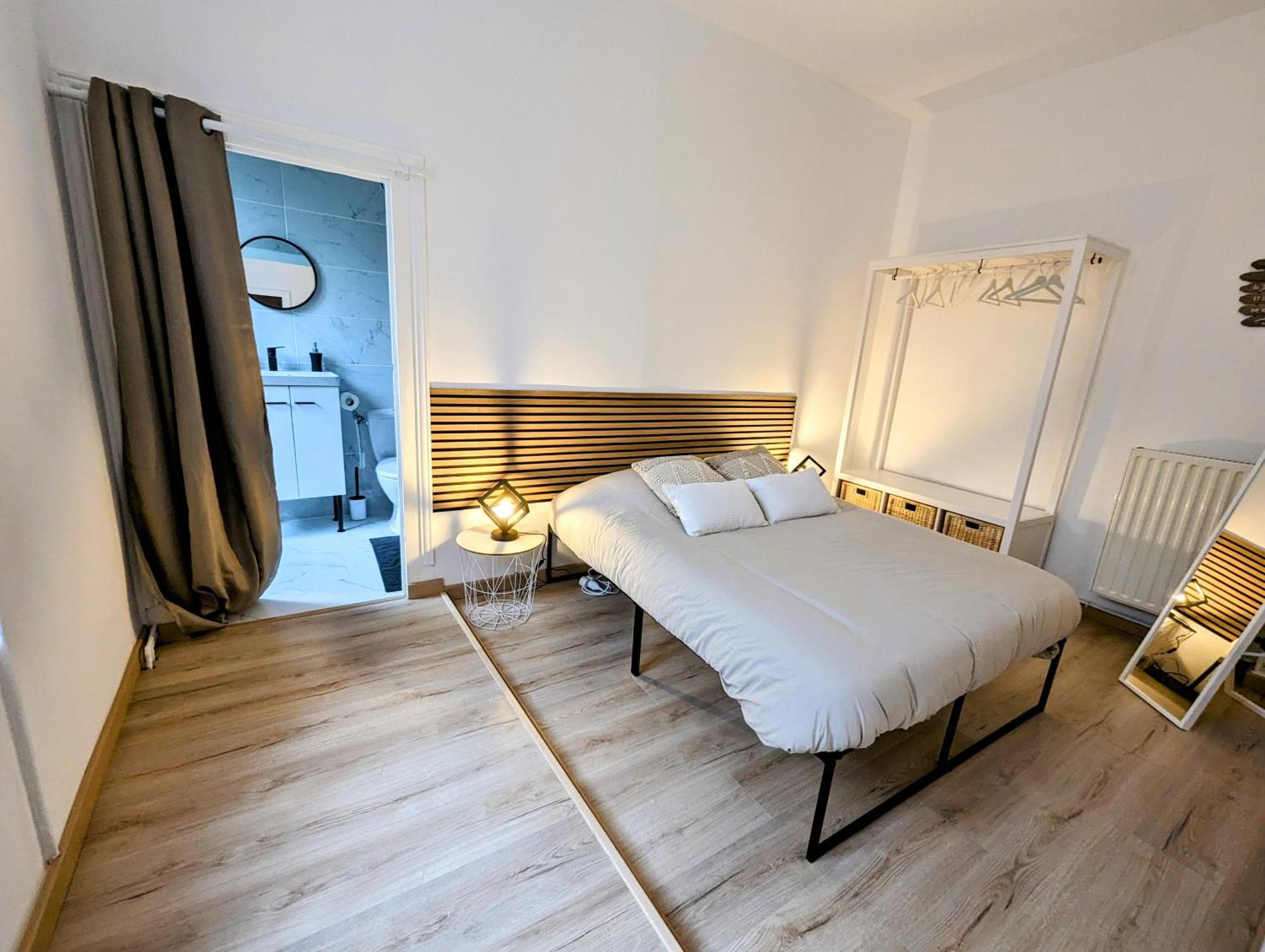 Logement Complet Dijon Centre Jusqu'A 6 Couchages Exterior foto