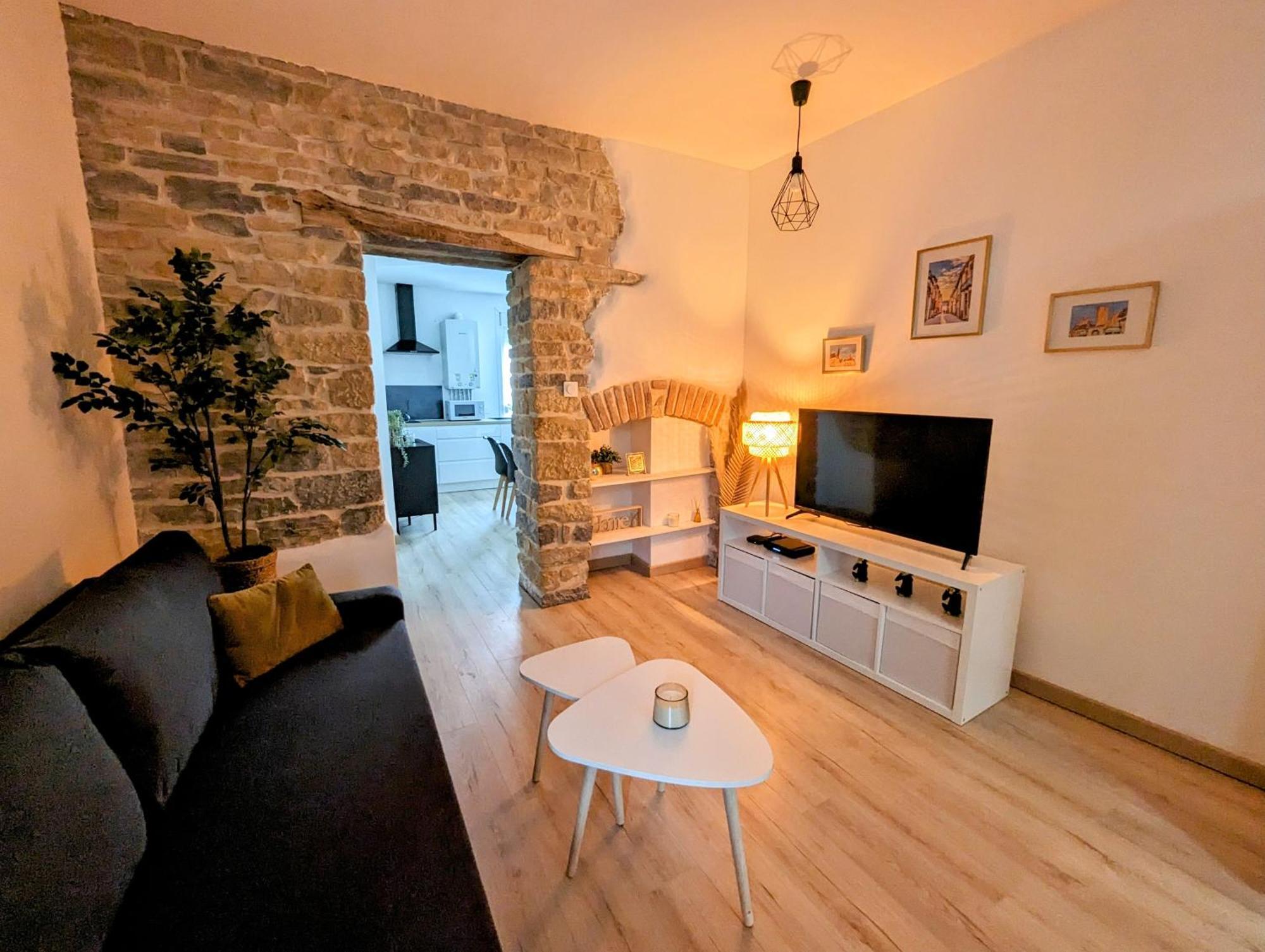 Logement Complet Dijon Centre Jusqu'A 6 Couchages Exterior foto